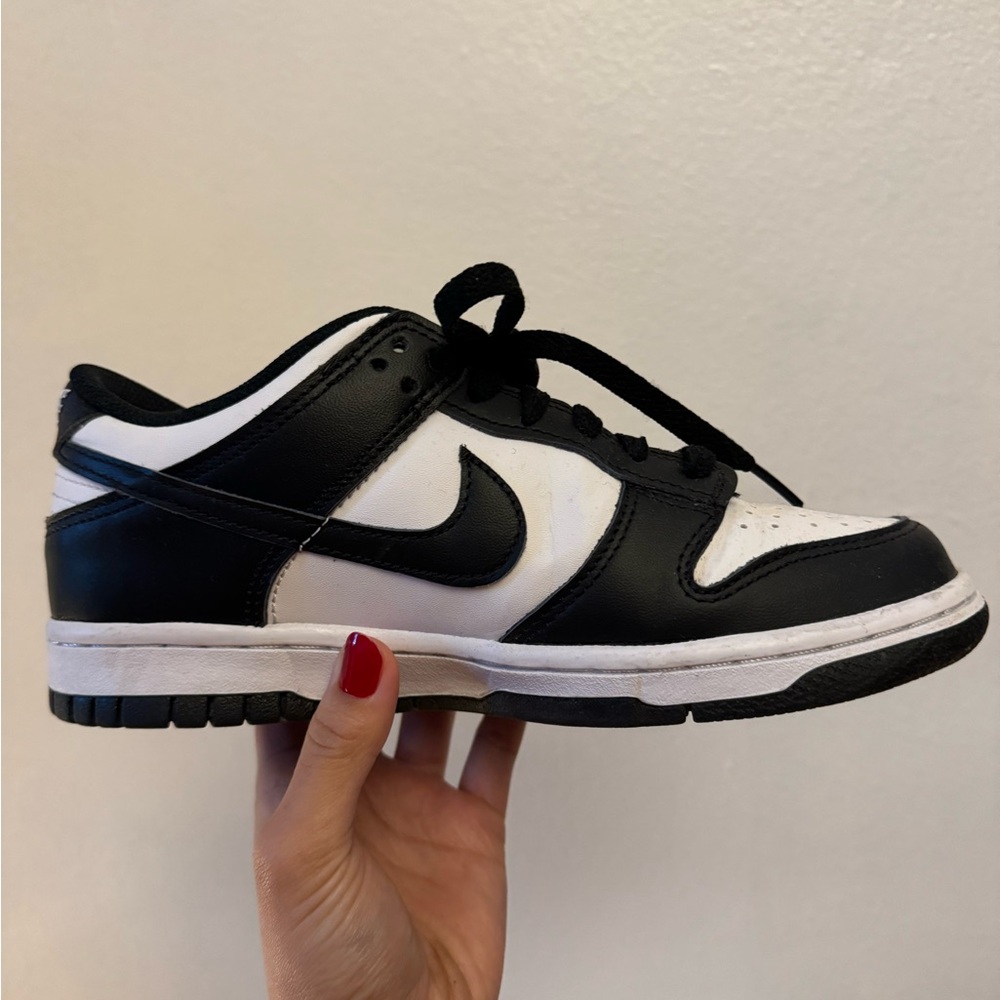 Nike Dunk Low Pandas